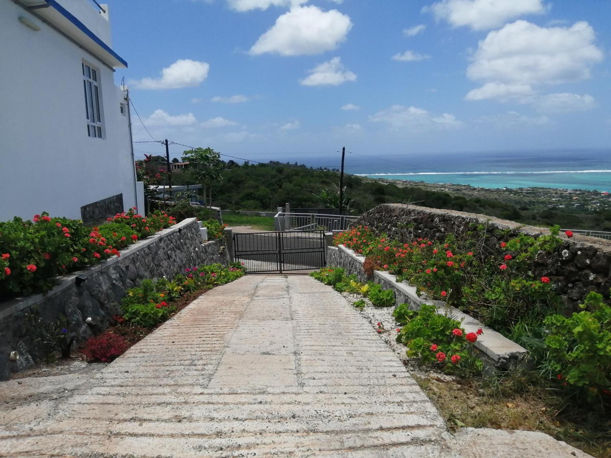 O Bercail Du Sud-Hibiscus Chez Jeannette Villa Saint Gabriel Exterior foto